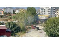 Yakılan atıklar yangın çıkardı