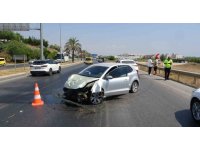 Hurdaya dönen araçtan burunları kanamadan çıktılar