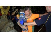 Isparta’da sondaj kuyusuna düşen çocuk 5 saatlik çalışma ile kurtarıldı