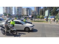 Adana’da trafik ekiplerinden "yaya" uyarası