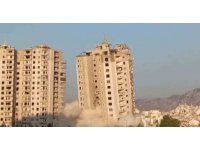 Dinamitle patlatılan 16 katlı devasa rezidansın 2.bloğu kağıt gibi yerle bir oldu