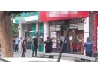 Mağdur edildiğini öne süren şahıs çalışanı rehin aldı