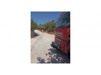 Mahsur kalan eşeği itfaiye kurtardı.