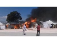 Oba çadırında yangın ve patlama meydana geldi: 12 çadır kül oldu