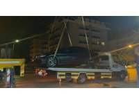 Hatalı park yapılan otomobilden ruhsatsız silah çıktı