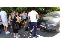 Ticari taksiye çarpan scooter sürücüsü yaralandı