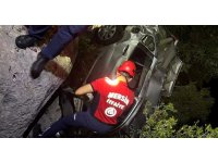 Kayıp olarak aranan emekli öğretmen otomobilinde ölü bulundu