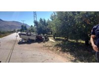 Polisin "dur" ihtarına uymayan otomobil takla attı
