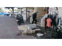 Önce otomobile sonra kaldırımdaki çiçekliklere çarptı: 1 yaralı