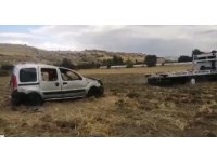 Isparta’da hafif ticari araç şarampole yuvarlandı: 1 ölü, 3 yaralı