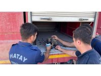 Alevler arasında kalan yavru köpek itfaiye ekiplerince kurtarıldı