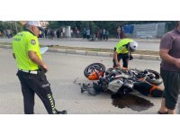 Ceyhan’da motosiklet minibüse çarptı: 2 kişi öldü