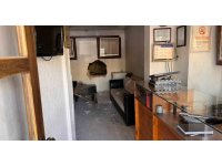 Duvarı delerek girdiler, altınları çalıp kayıplara karıştılar