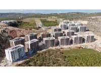 Enkaz kentte afet konutları yükseliyor, ilk konutlar yıl sonunda teslim edilecek