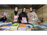 Deprem şehidi kültür elçisi Yaşar Alparslan’ın anısı kitapları ile yaşatılıyor