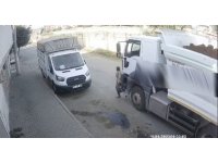 Sürücü fark etmedi, üzerinden kamyon geçen kadın hayatını kaybetti