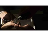 Lise öğrencisinin parmağına sıkışan yüzüğü itfaiye çıkardı