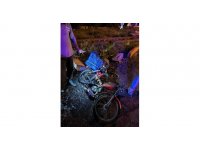 Trenin çarptığı motosikletli ağır yaralandı