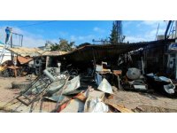 İkinci el spot dükkanı alev alev yandı, 5 milyon lira zarar oluştu