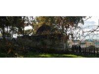 Mersin’de höyükte bıçaklanarak öldürüldü