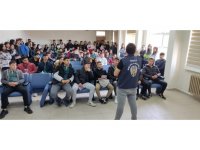 SİBERAY ekibinden öğrencilere seminer