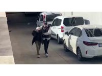 Adana’da sokakta uyuşturucu satan 3 kişi tutuklandı