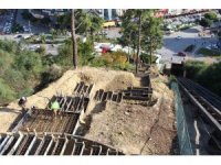 Türkbeleni’nde merdiven yapımına başlandı