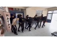 Hatay’da 58 kaçak göçmen yakalandı