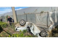 Beton direğe çarpan otomobilin 17 yaşındaki sürücüsü hayatını kaybetti