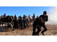 Atlı polislerden nefes kesen tatbikat