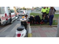 Otomobile çarpan motosiklet sürücüsü yaralandı