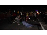 Antalya’da feci ölüm: Otomobil çarptıktan sonra üzerinden 2 araç geçti