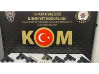 Isparta’da silah kaçakçılığı operasyonu