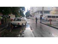 ’Dur’ levhasına uymayan sürücüler caddeyi çarpışan otomobillere çevirdi