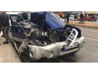 Erdemli’de zincirleme trafik kazası: 2 yaralı