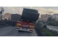 Demir yüklü tır tedirgin etti