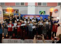 Büyükşehirden Aşık Veysel’i Anma Satranç Turnuvası düzenlendi