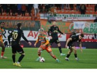 Trendyol Süper Lig: Alanyaspor: 0 - MKE Ankaragücü: 0 (İlk yarı)