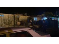 Otoparktaki konteynerler alev aldı, yangın büyümeden söndürüldü