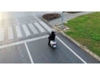 Trafikte cep telefonu kullanan sürücülere dron destekli denetim