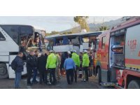 İşçi servisleri çarpıştı: 6 yaralı