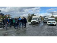 Kamyonet ile hafif ticari araç çarpıştı: 1 yaralı