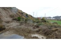 Antalya’da şiddetli yağış heyelana neden oldu