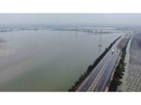 Su altında kalan tarım arazileri havadan görüntülendi