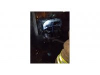 Hatay’da araçta çıkan yangını itfaiye ekipleri söndürdü