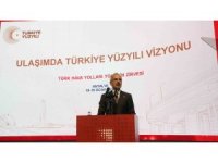 Bakan Uraloğlu: "Türkiye semalarında her 15 saniyede bir uçak geçiyor"