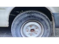 3 aracın lastiğini kesen şahıs polis ekipleri tarafından yakalandı