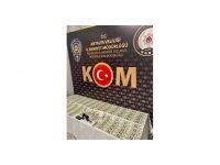 İş yerine sahte bin 200 ABD doları vermek isterken yakalandı