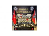 Seyhan’da polis 40 ruhsatsız silah ele geçirirken, aranan 278 kişiyi yakaladı