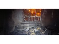 Reyhanlı’da yanan ev kullanılmaz hale geldi